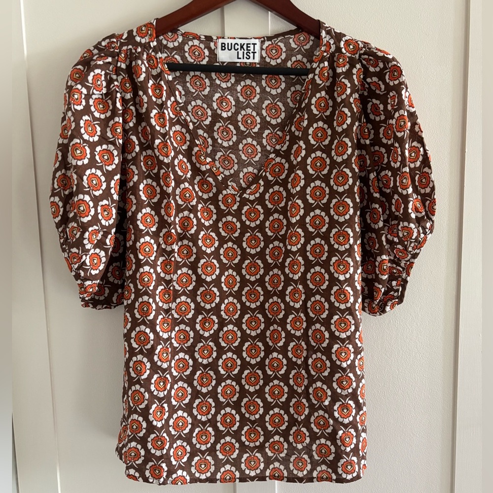BUCKETLIST Patterned Cotton Top